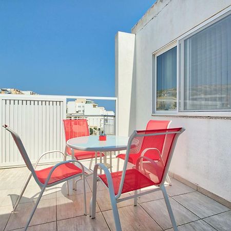 セント・ポールズ・ベイHv12 - Sea Front Penthouseアパートメント エクステリア 写真